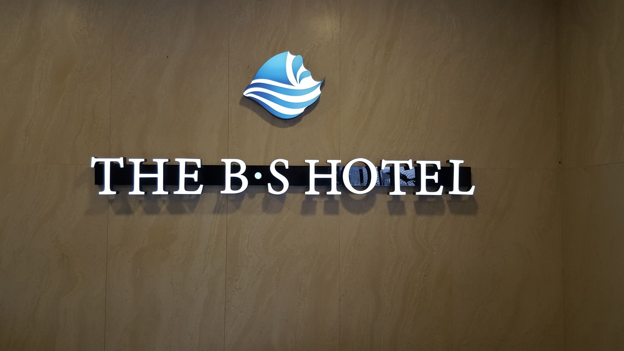 The Bs Hotel Busan Station Bagian luar foto